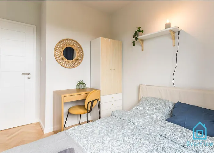 Kwatera prywatna Bigly - Cozy And Peaceful Place, 12 Minutes From Old Town & Seaside