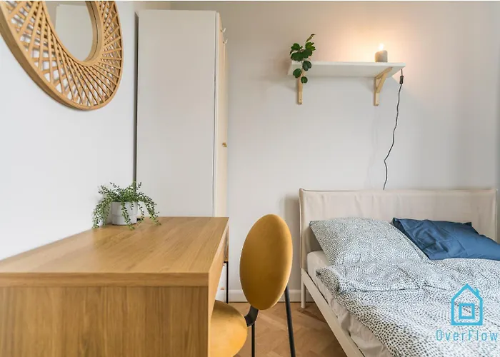 Kwatera prywatna Bigly - Cozy And Peaceful Place, 12 Minutes From Old Town & Seaside *